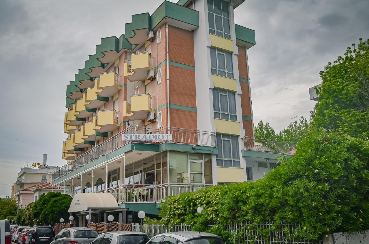 Hotel Stradiot リミニ エクステリア 写真